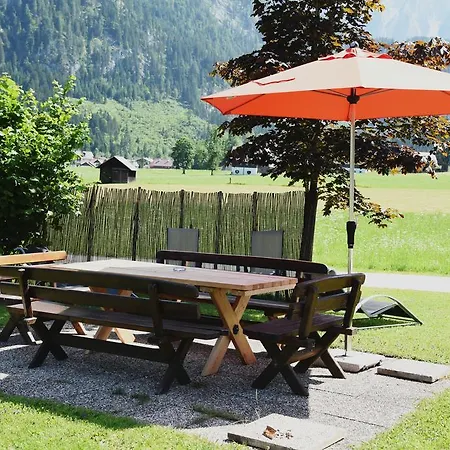 Guest house Fruhstuckspension Pachler 2*