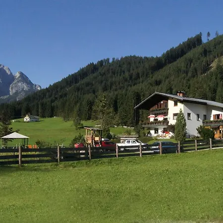 Fruehstueckspension Pachler Pensjonat Gosau