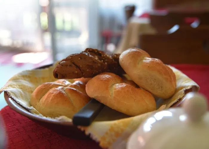 Fruhstuckspension Pachler 2* Gosau