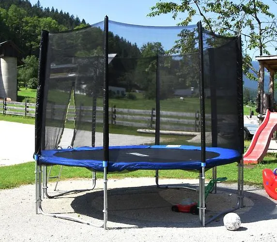 Konukevi Fruehstueckspension Pachler Gosau