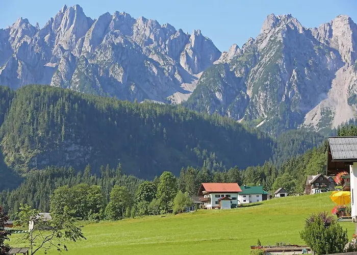 Fruehstueckspension Pachler Konukevi Gosau